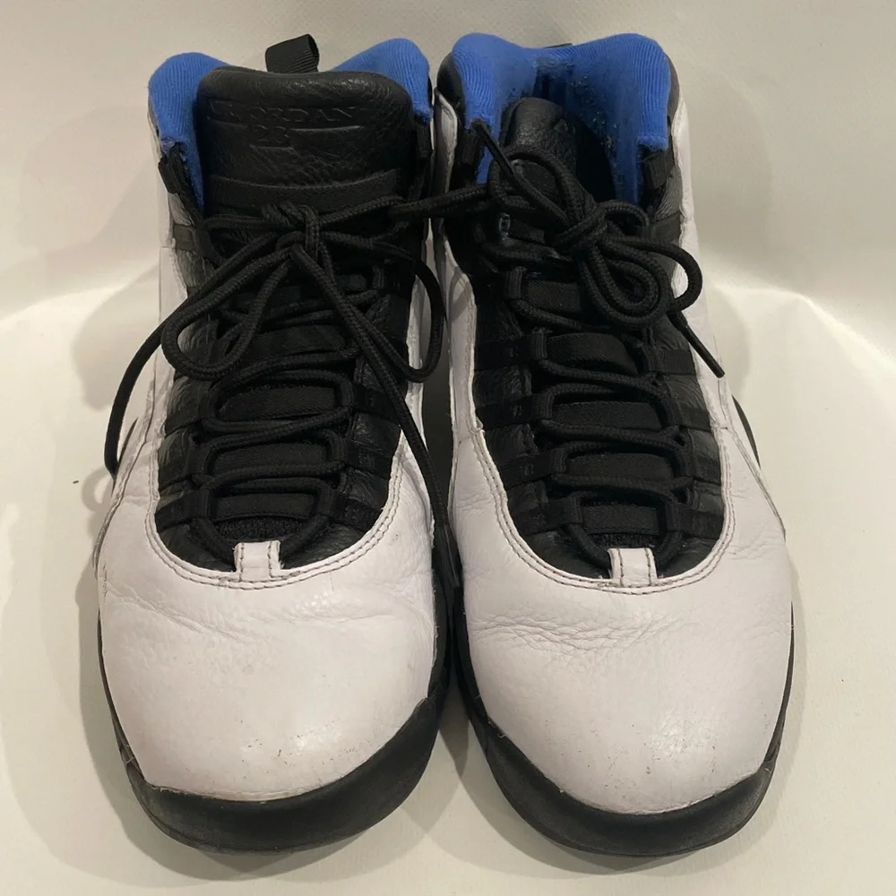 Jordan Men's White Black Blue Athletic Shoes